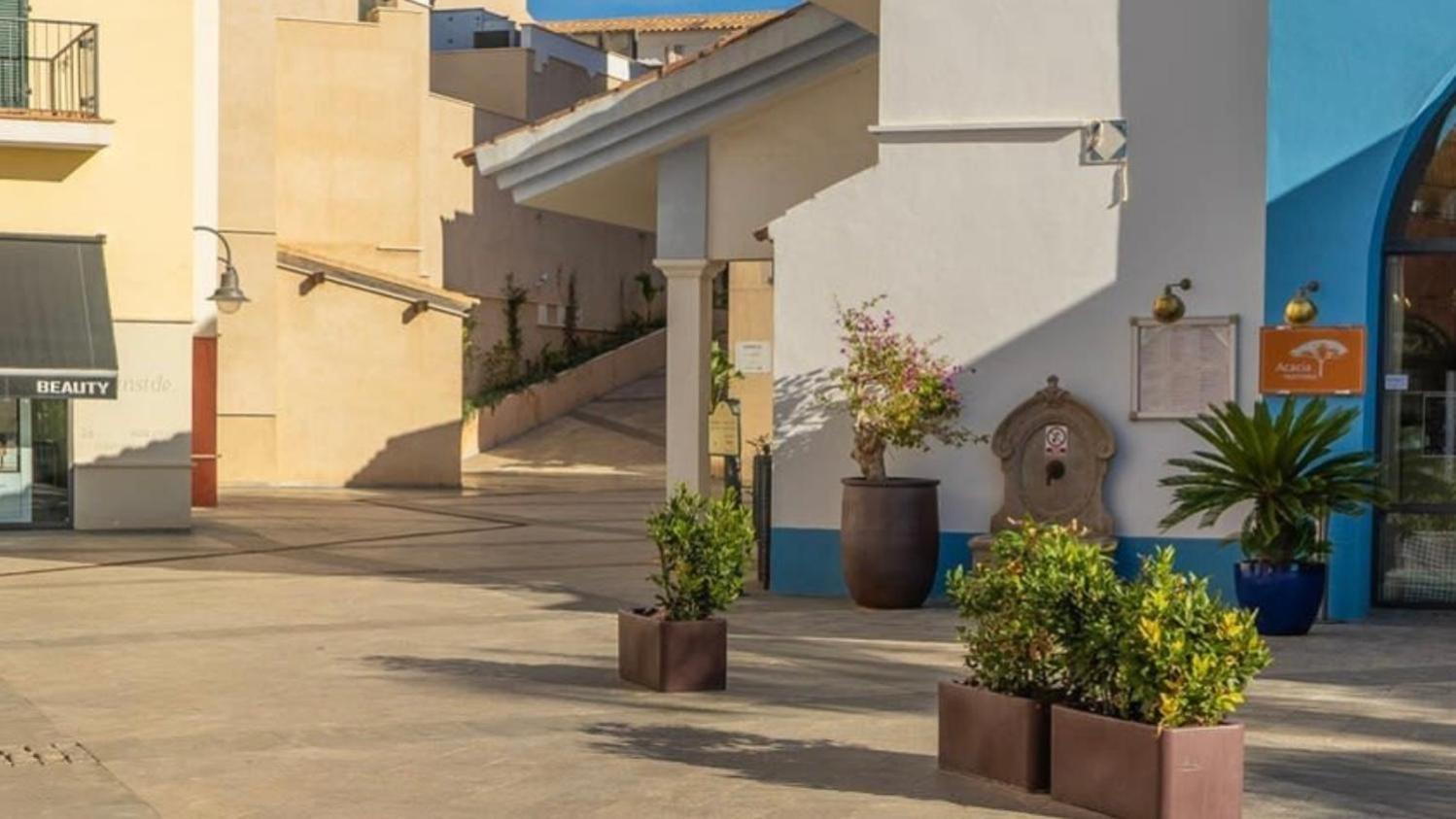 La Torre Golf Resort Roldan Ngoại thất bức ảnh