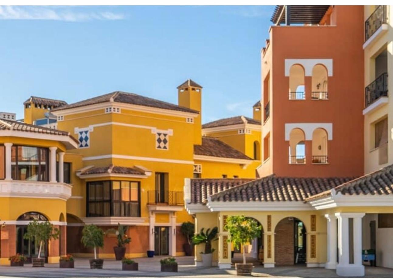 La Torre Golf Resort Roldan Ngoại thất bức ảnh